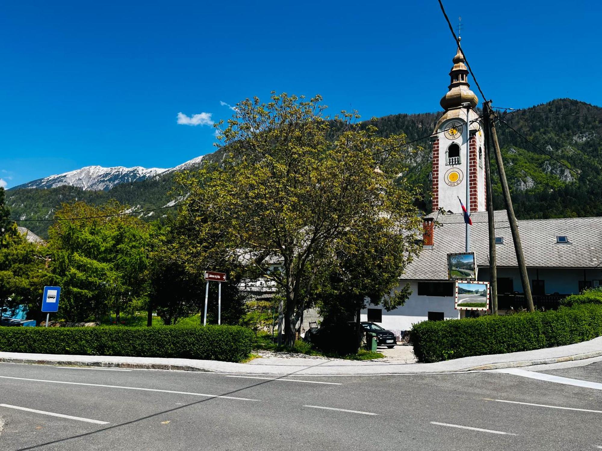 Apartma Jana Zirovnica Bagian luar foto